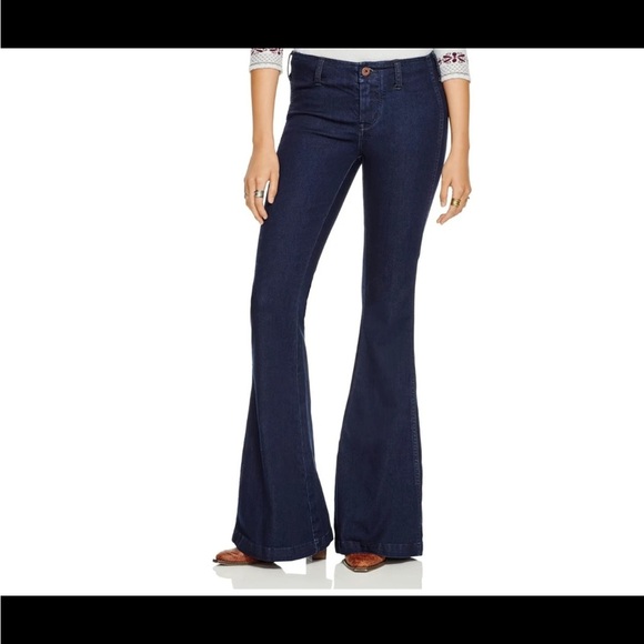 Free People Dark Blue Flare Jeans size 29 pull-on clean simple neutral basic - Picture 1 of 16